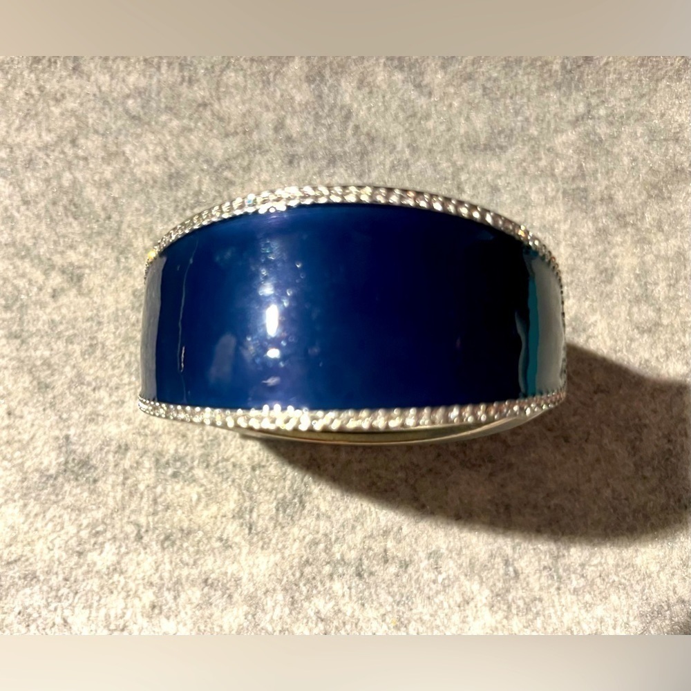 🖤 gorgeous, navy and cubic zirconia bracelet